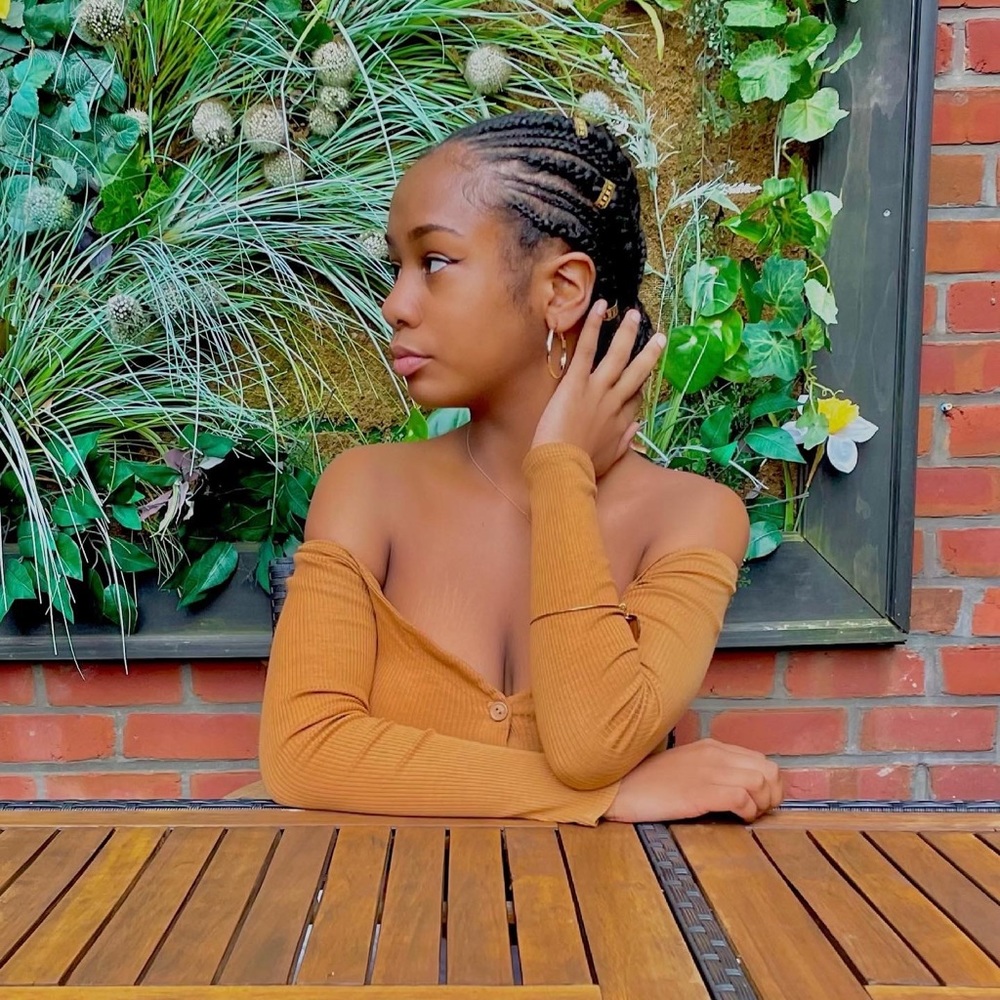 Meet your Posher, Aaliyana